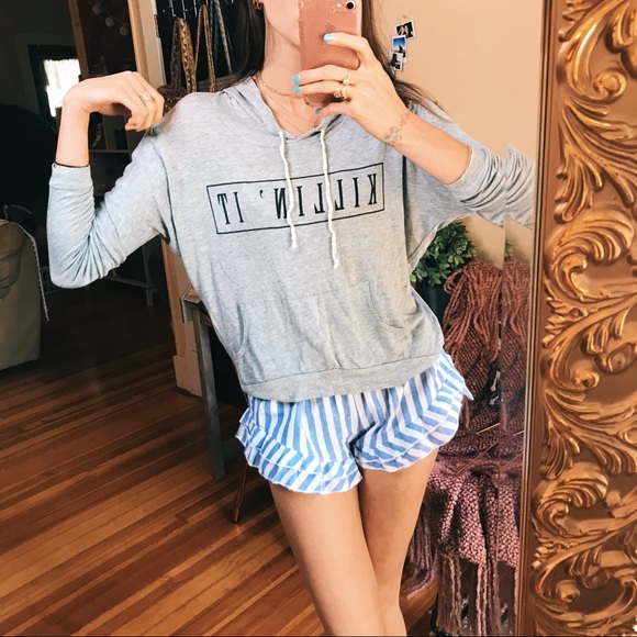 “Killin’ It” jersey knit cropped graphic hoodie - Picture 5 of 8